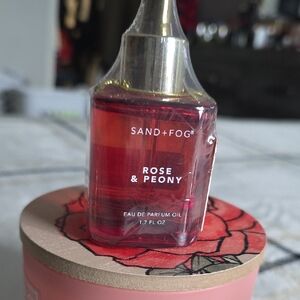 SAND + FOG Rose & Peony Perfume Oil - Red